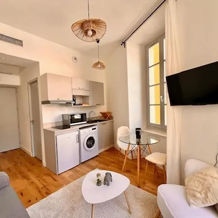 Moderne, Centre Apartment Nice